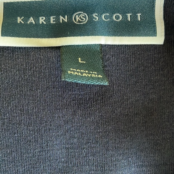 EUC Woman’s Large Karen Scott Blue Short Sleeved V~Neck Button Detailed T~Shirt - Picture 4 of 6